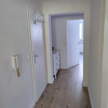 Apartment Moderne Ferienwohnung: Business-ready In