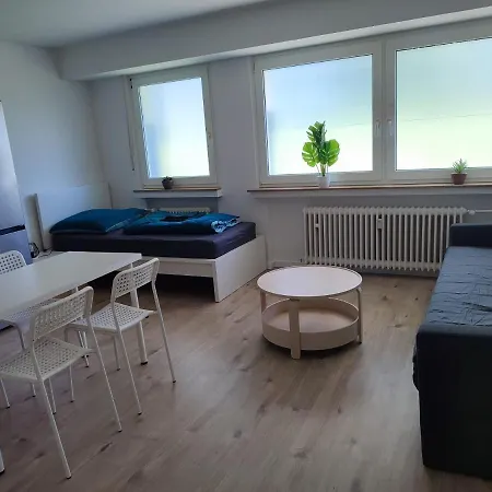 Moderne Messe Monteurwohnung Business 4-5 P, Flughafen Duesseldorf *