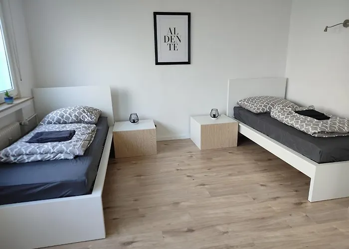 Moderne Messe Monteurwohnung Business 4-5 P, Flughafen Duesseldorf Apartamento Ratingen