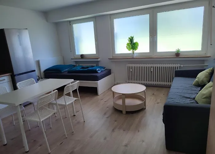 Moderne Messe Monteurwohnung Business 4-5 P, Flughafen Duesseldorf *