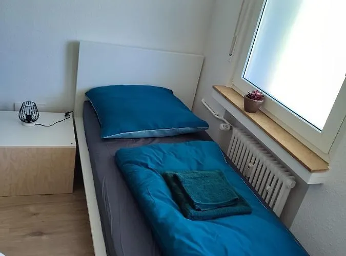 Apartamento Moderne Messe Monteurwohnung Business 4-5 P, Flughafen Duesseldorf *