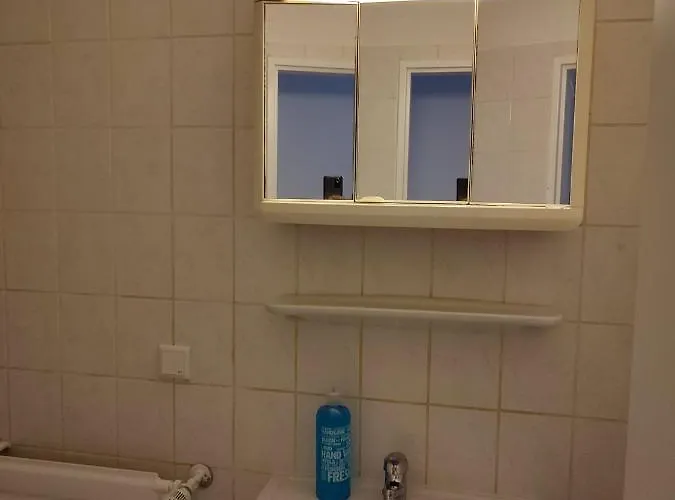 Moderne Messe Monteurwohnung Business 4-5 P, Flughafen Duesseldorf Apartmán Ratingen